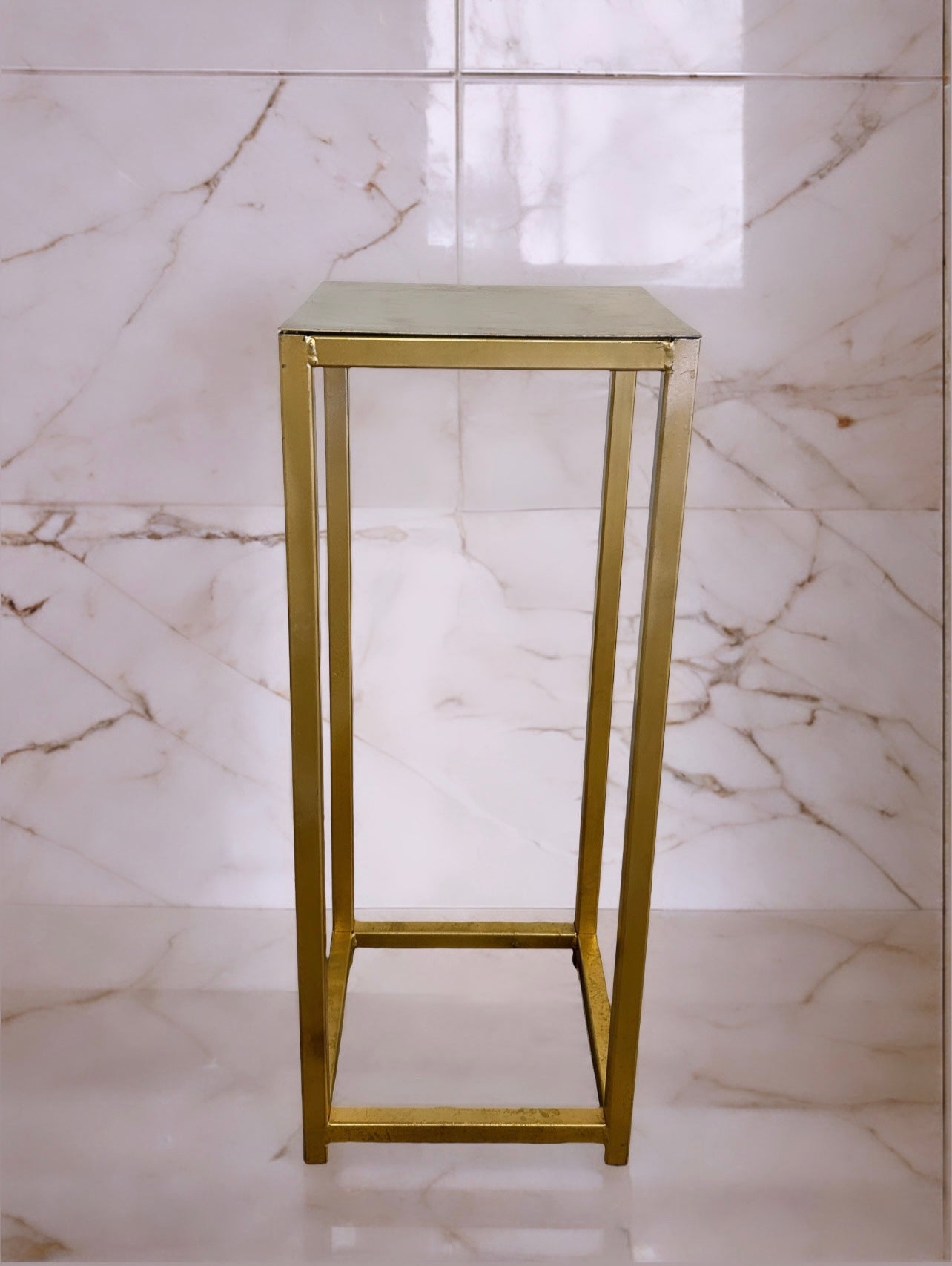 Small Gold Hollow Rectangle Stand – Ottawa Wedding & Event Rentals